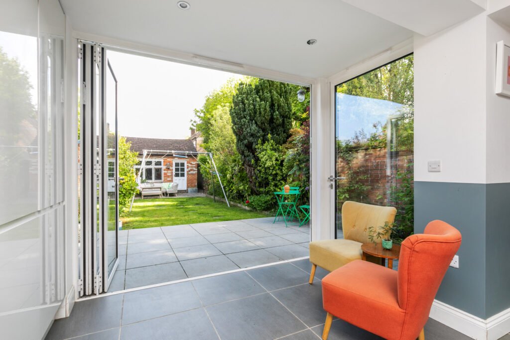 b125fe50 64ce 40d9 aeb8 cc2d1fcd5481